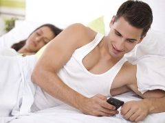 Unde gresesc femeile care sunt inselate. 5 gesturi care ii imping pe barbati sa calce stramb!